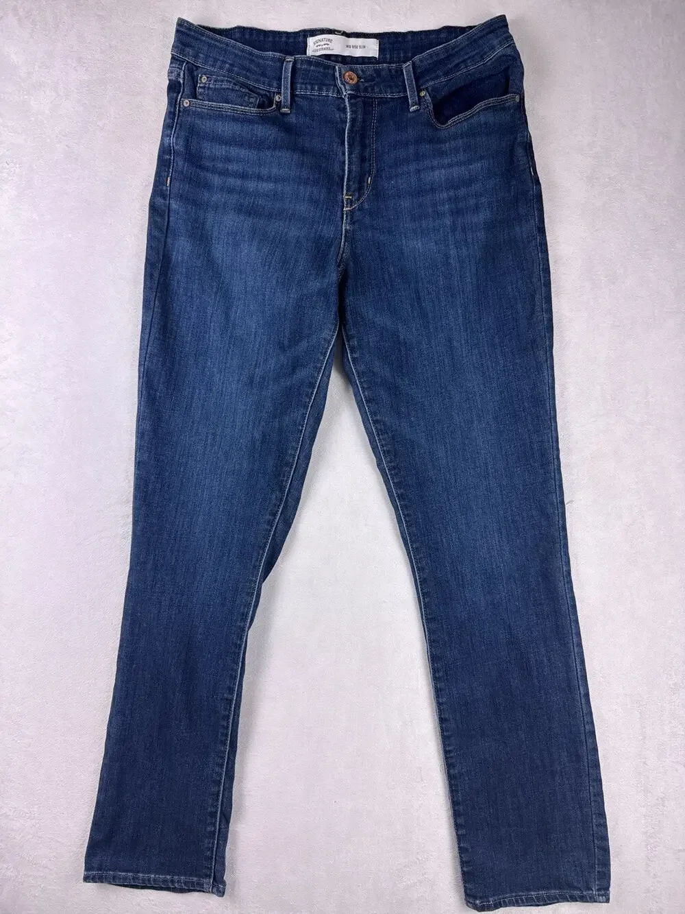 Signature by Levi Strauss Mid-Rise Slim Fit Jeans Medium Wash 31x32